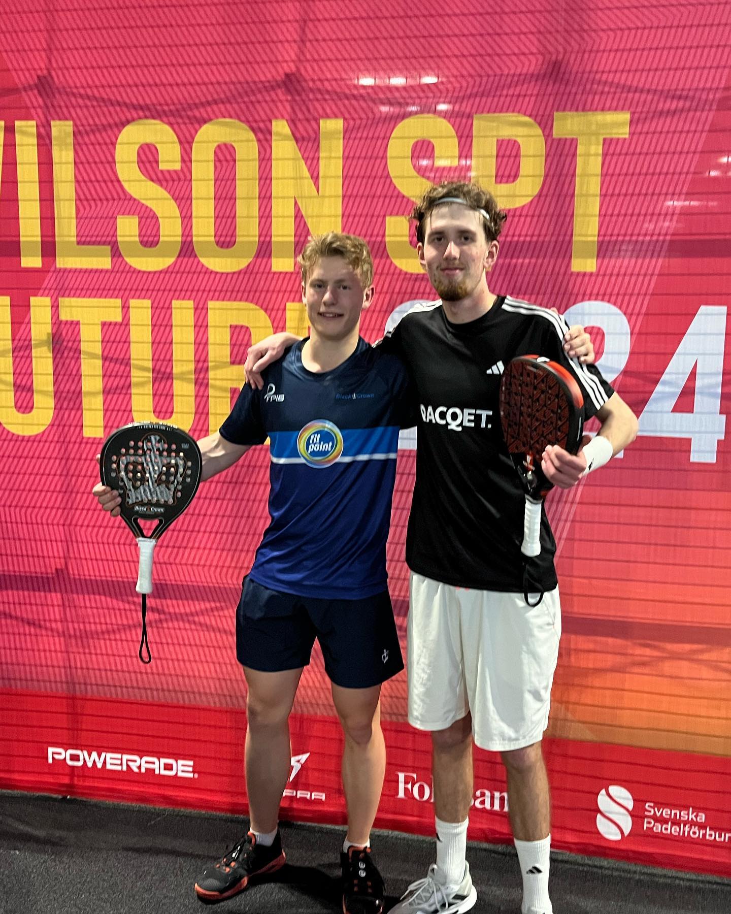 Hampus Drakenberg playing padel